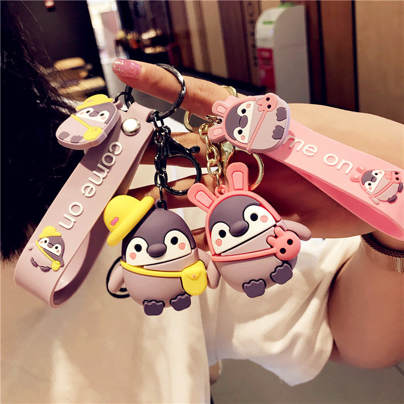 Adorable Cartoon Penguin Couple Keychain Cute Matching Key Pendant Set Creative Gift for Him and Her Relationship Accessory