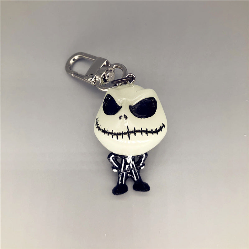 Luminous Skull Keychain | Glow-in-the-Dark Car Key Pendant | Dark Black Personality