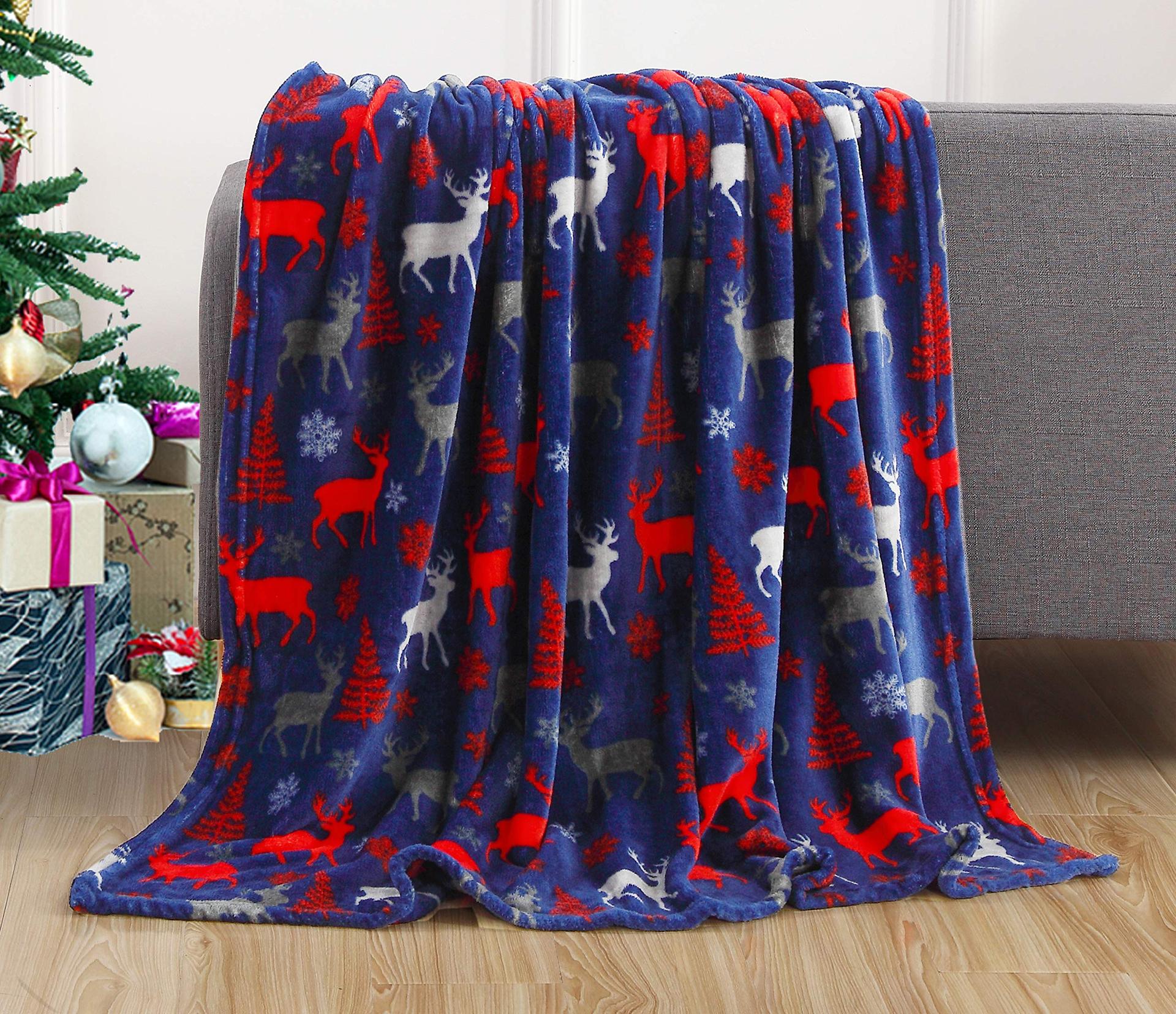 Christmas Style Blanket Cozy Holiday Gift for Home Festive Winter Throw Xmas Decor