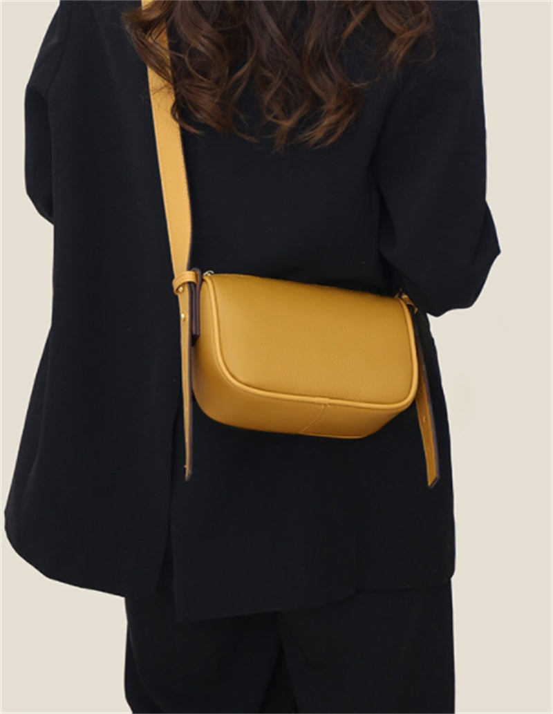 Simple Leather Crossbody Bag for Ladies | Minimalist One-Shoulder Purse