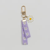 Cute Daisy Flower Webbing Alloy Car Keychain Key Ring for Women & Girls Trendy Car Accessories Stylish Key Pendant
